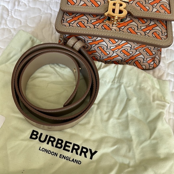 Burberry belt bag - Picture 3 of 3